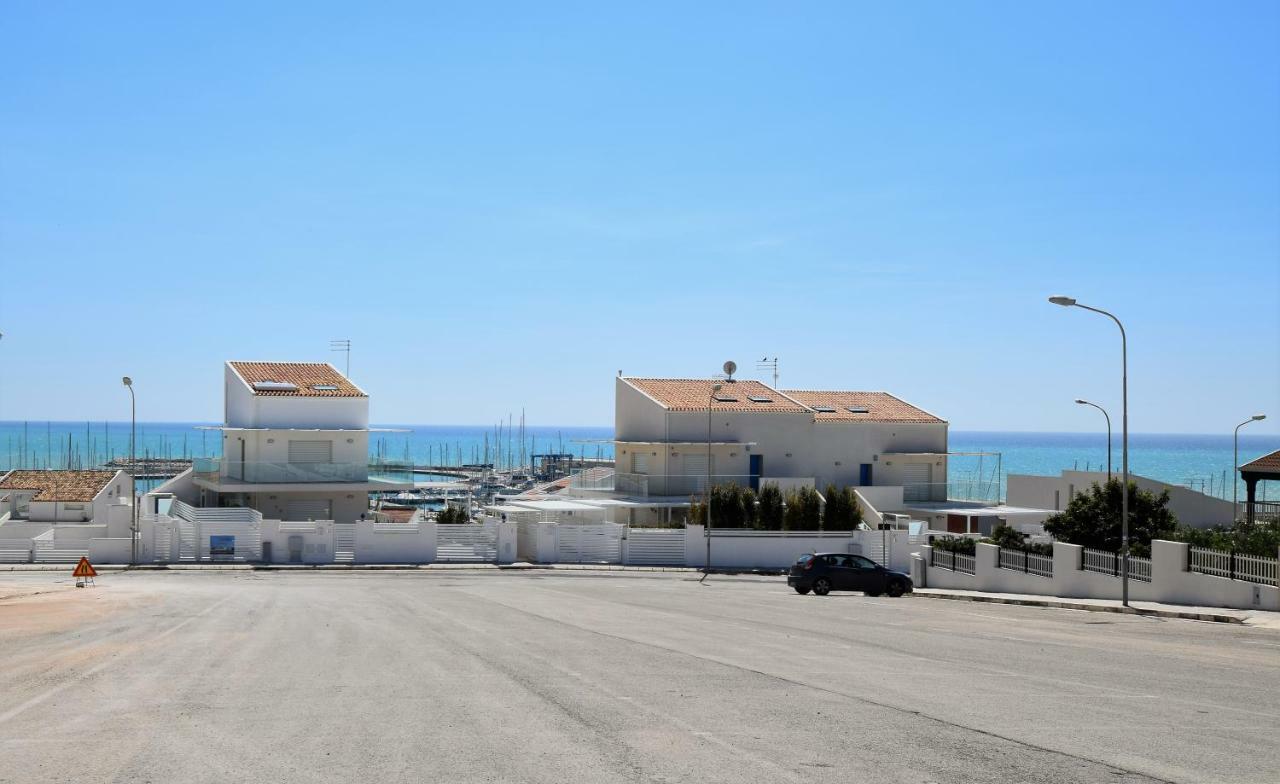 DELPOSTO Marina di Ragusa PRL Esterno foto